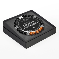 TIGER'S EYE & BLACK AGATE SEMI PRECIOUS BEADED ELASTIC BRACELET - HUSBAND - Introducing our new masculine range inspired by semi-precious stones. Elastic bracelet for men with tiger eye and black agate 8 mm beads presented on grey suede insert and packed in elegant black box. Bracelet is available in lengths of 18 cm. Great gift idea for every stylish man.